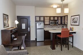 Staybridge Suites Bowling Green by IHG