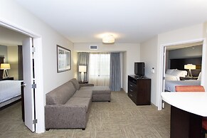 Staybridge Suites Bowling Green by IHG