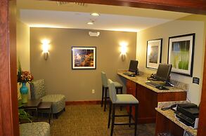 Staybridge Suites Bowling Green by IHG