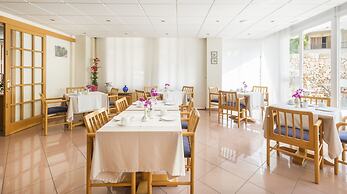 Hostal Residencia Sutimar