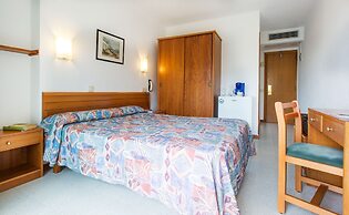 Hostal Residencia Sutimar