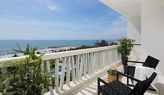 The Cliff Resort & Residences