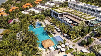 The Cliff Resort & Residences