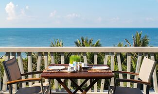 The Cliff Resort & Residences