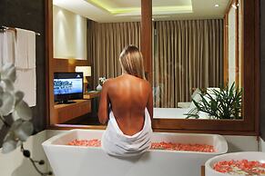 The Cliff Resort & Residences