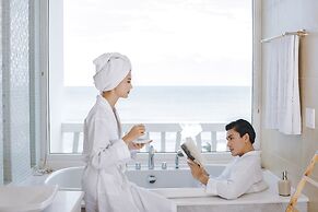 The Cliff Resort & Residences