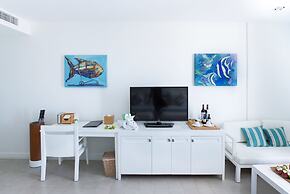 The Cliff Resort & Residences