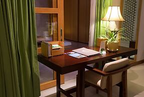 The Cliff Resort & Residences