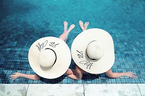 The Cliff Resort & Residences