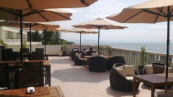 The Cliff Resort & Residences