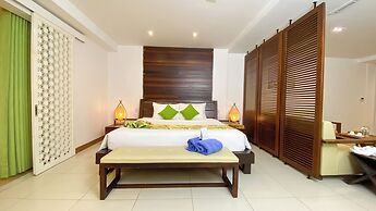 The Cliff Resort & Residences