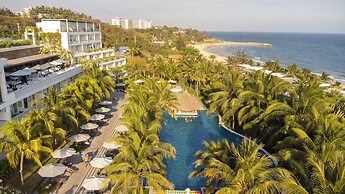 The Cliff Resort & Residences