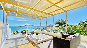 The Cliff Resort & Residences