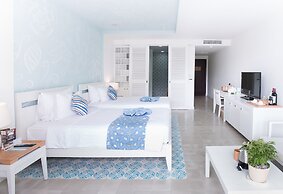 The Cliff Resort & Residences