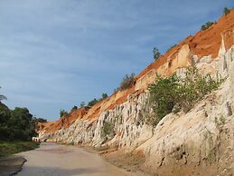 The Cliff Resort & Residences