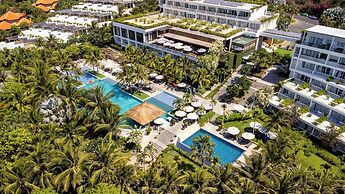 The Cliff Resort & Residences