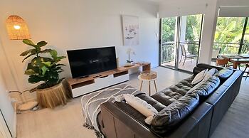 Noosa River Retreat