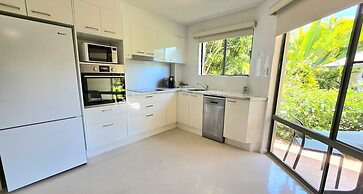 Noosa River Retreat