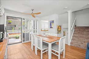 Sandcastles on the Broadwater