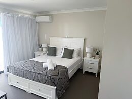 Sandcastles on the Broadwater