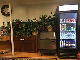 Country Manor Motel Watkins