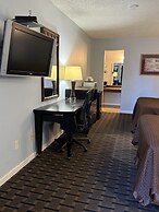 Country Manor Motel Watkins