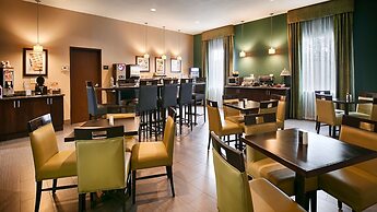 Best Western Plus Carrizo Springs Inn & Suites