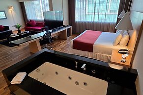 Wyndham Concepcion Pettra