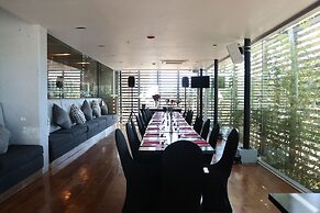 Wyndham Concepcion Pettra