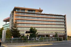 Wyndham Concepcion Pettra