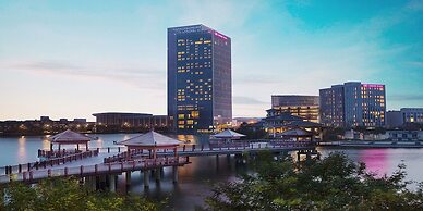 Crowne Plaza Tianjin Meijiangnan by IHG