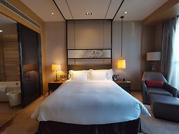 Crowne Plaza Tianjin Meijiangnan by IHG