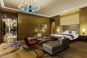 Crowne Plaza Tianjin Meijiangnan by IHG