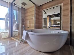 Crowne Plaza Tianjin Meijiangnan by IHG