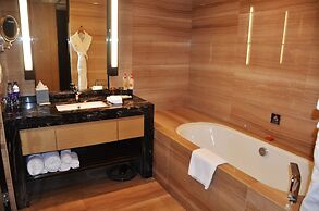 Crowne Plaza Tianjin Meijiangnan by IHG