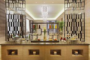 Crowne Plaza Tianjin Meijiangnan by IHG