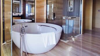 Crowne Plaza Tianjin Meijiangnan by IHG