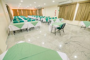 Hotel Golden Park Uberaba by Nacional Inn