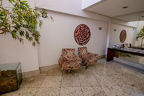 Sun Square Suites Hotel