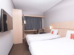 ibis Medellin