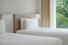 The Stones - Legian, Bali - Marriott Autograph Collection Hotel