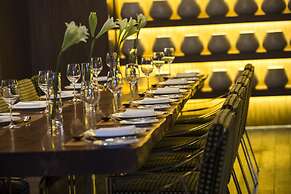 Renaissance Shanghai Caohejing Hotel