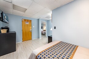 Hammock Inn & Suites - Jersey Shore