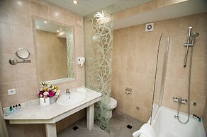 Kazzhol Hotel Astana