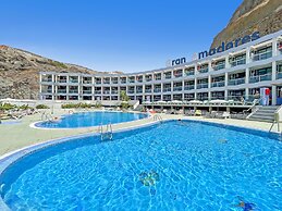 Apartamentos Gran Amadores