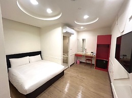 Giant Rich King Plaza Hotel