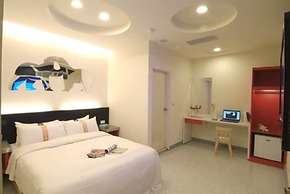 Giant Rich King Plaza Hotel