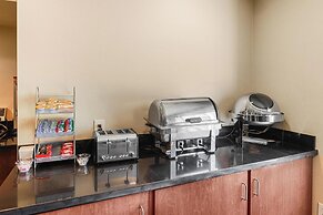 Cobblestone Hotel & Suites - Knoxville