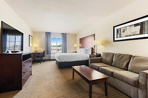 Cobblestone Hotel & Suites - Knoxville