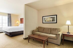 Cobblestone Hotel & Suites - Knoxville